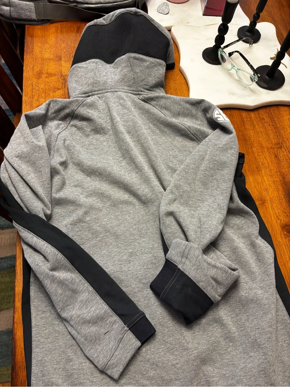Nike UT Austin Men’s Gray and Black Full-Zip Hooded Performance Jacket medium